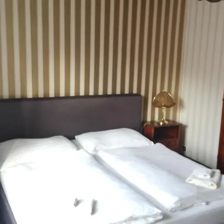 Bed & Breakfast Branicka Bed & Breakfast Prague